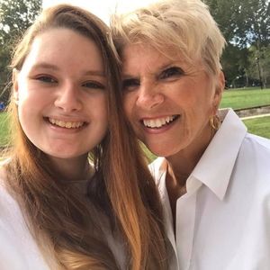 Meet your Posher, Denise